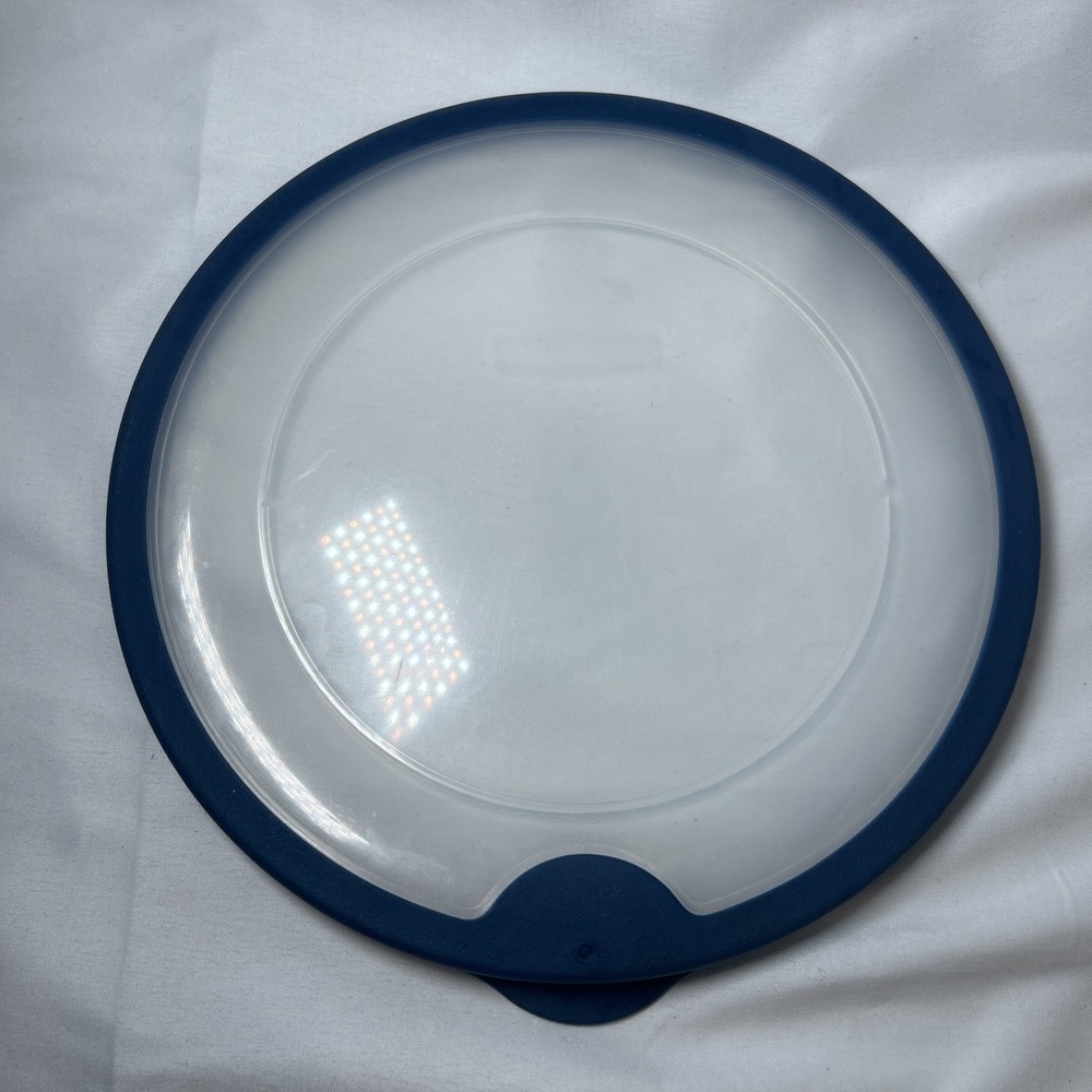 Rubbermaid Servin Saver 3 Section Food Storage Container Blue Lid Only 518K